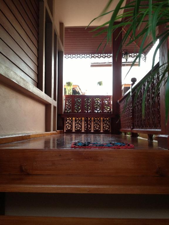 Chok-Wasana Guest House Mae Sariang Rum bild